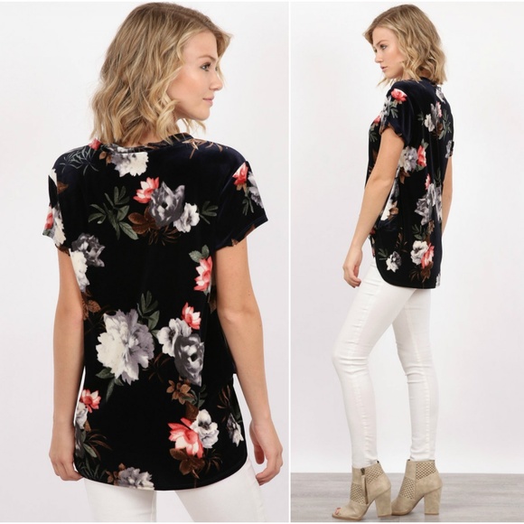 NEW Floral Velvet Side Twist Knot Detail Top - Picture 2 of 3